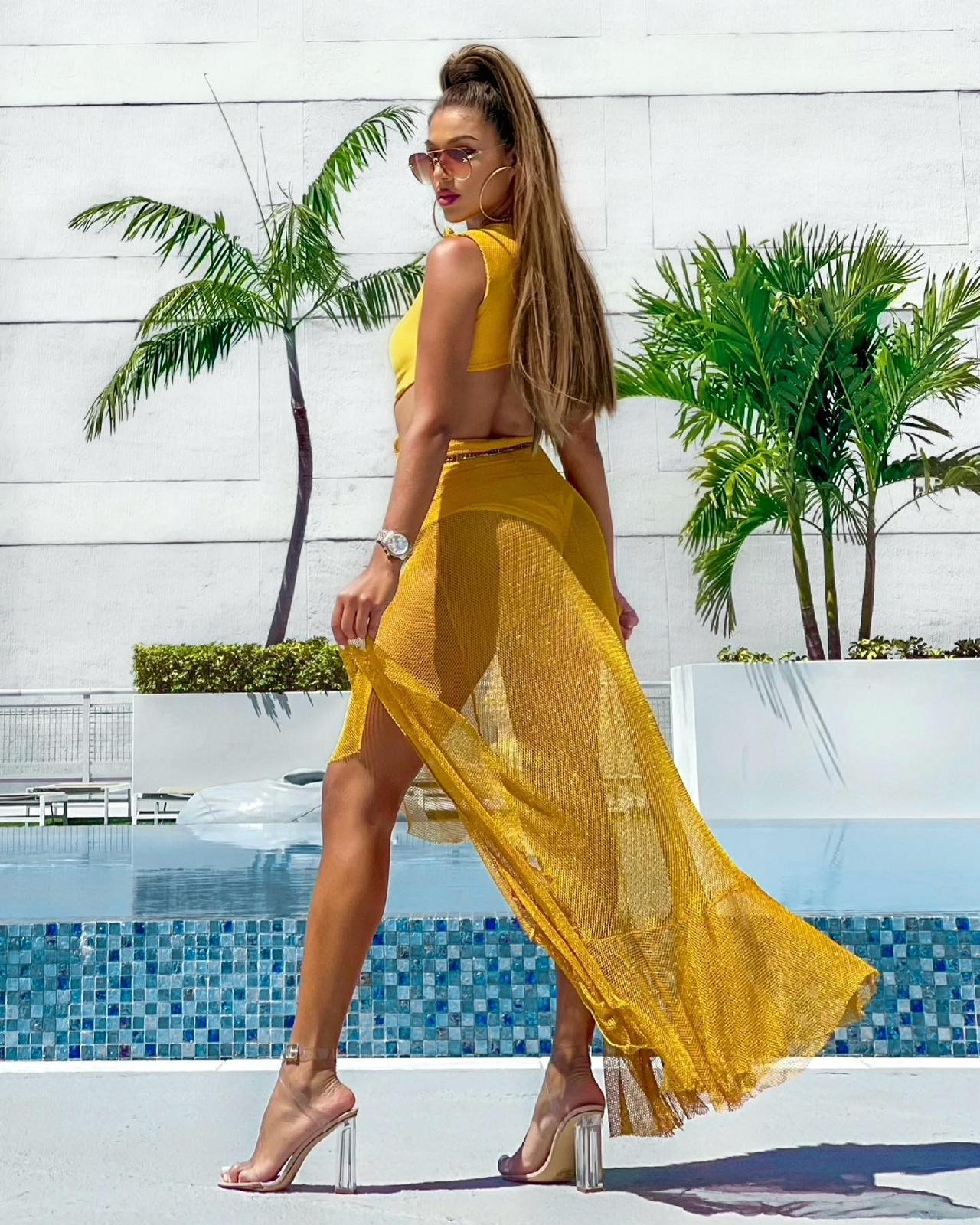 <transcy>Vestido sereia</transcy>